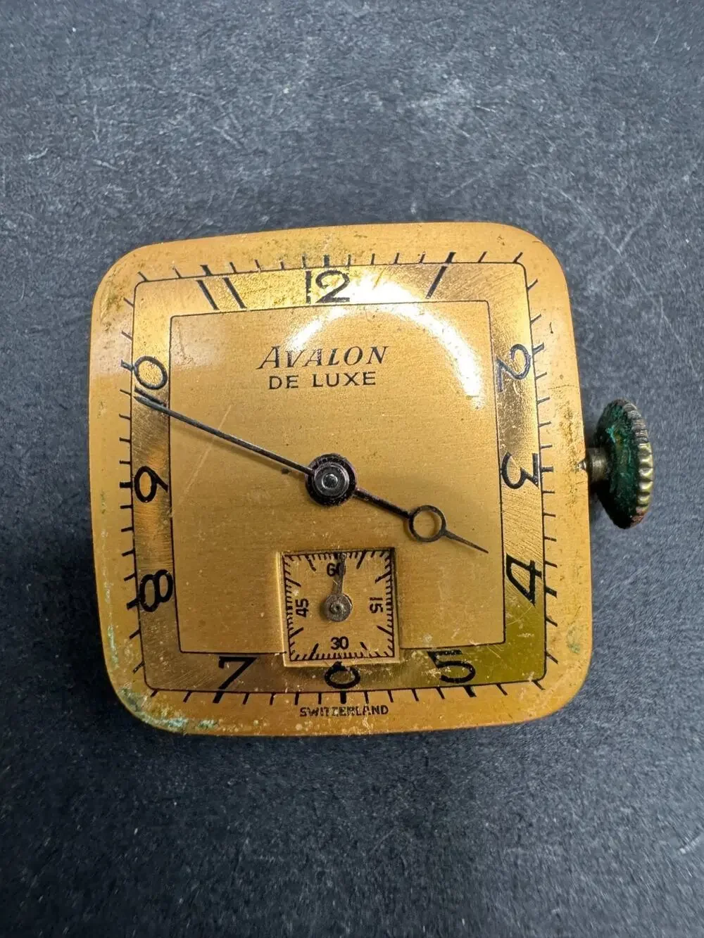 Vintage AVALON De Luxe Watch 17Jewels Movement Dial Swiss Made Switzerland